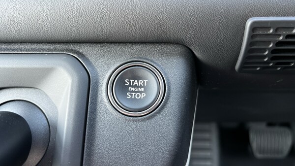 Used Land Rover Defender 2024 for sale - 76229456: Photo 73