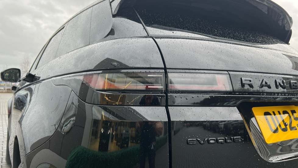 Used Land Rover Range Rover Evoque 2025 for sale - 76788247: Photo 19