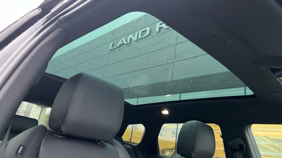 Used Land Rover Range Rover Evoque 2025 for sale - 76788247: Photo 21