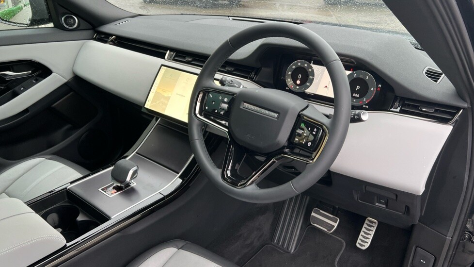 Used Land Rover Range Rover Evoque 2025 for sale - 76788247: Photo 28