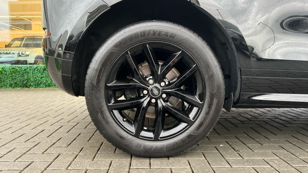 Used Land Rover Range Rover Evoque 2025 for sale - 76788247: Photo 32