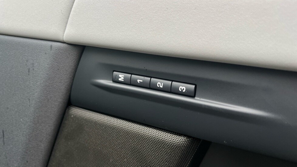 Used Land Rover Range Rover Evoque 2025 for sale - 76788247: Photo 44