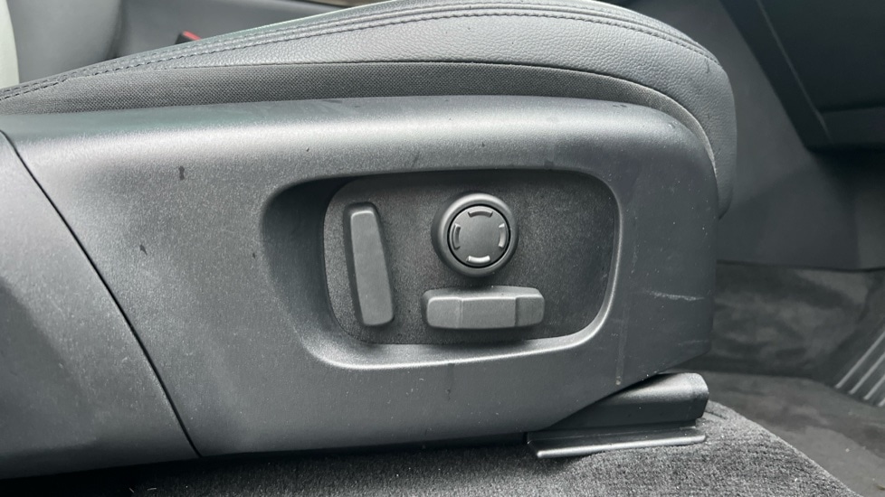 Used Land Rover Range Rover Evoque 2025 for sale - 76788247: Photo 45