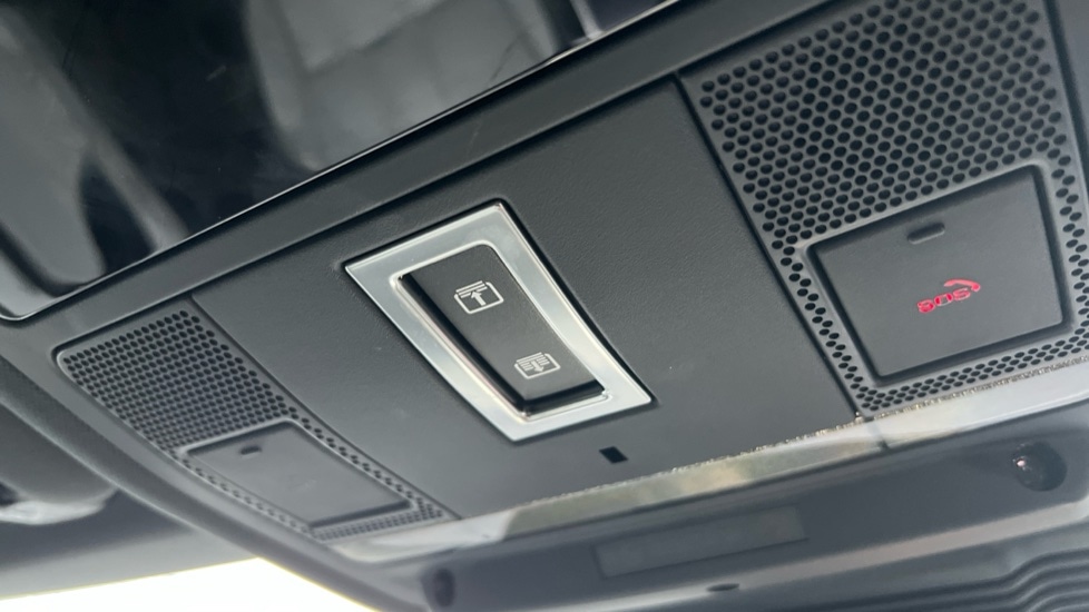 Used Land Rover Range Rover Evoque 2025 for sale - 76788247: Photo 69