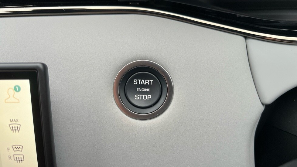 Used Land Rover Range Rover Evoque 2025 for sale - 76788247: Photo 70