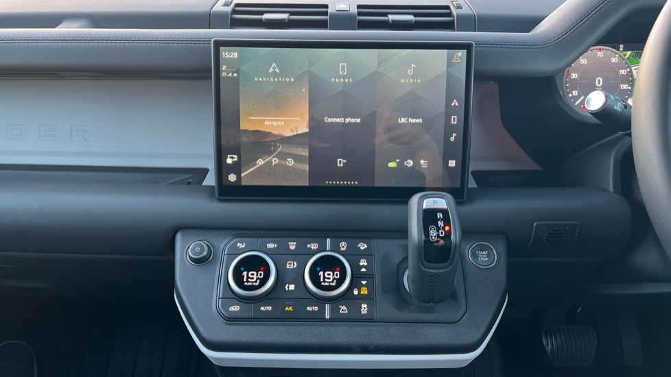 Used Land Rover Defender 2025 for sale - 75396503: Photo 29