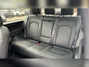 Used Land Rover Defender 2022 for sale - 76191149: Photo