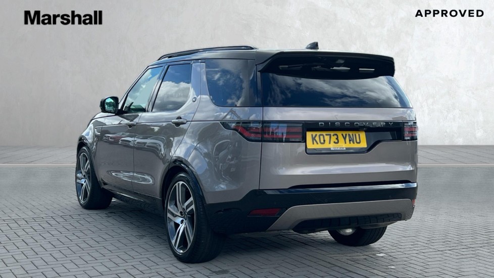 Used Land Rover Discovery 2024 for sale - 76074532: Photo 2