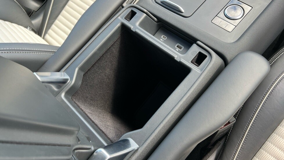 Used Land Rover Discovery 2024 for sale - 76074532: Photo 47