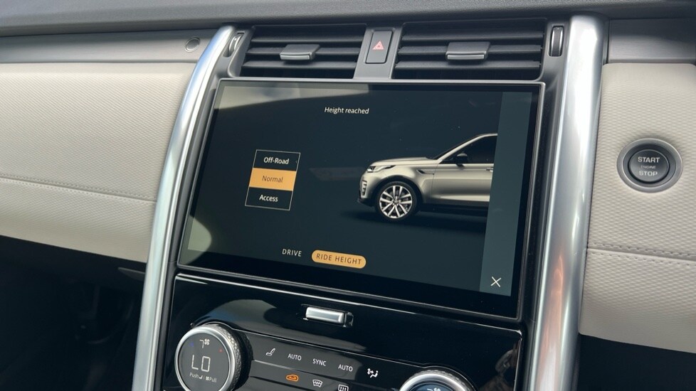 Used Land Rover Discovery 2024 for sale - 76074532: Photo 59