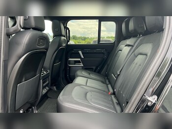Used Land Rover Defender 2021 for sale - 75396529: Photo