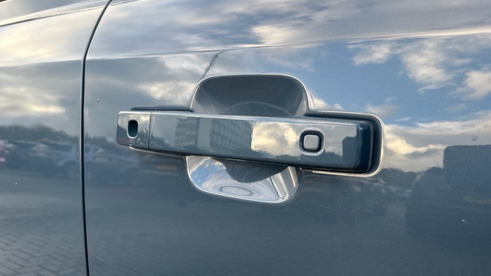 Used Land Rover Defender 2021 for sale - 76999493: Photo 36