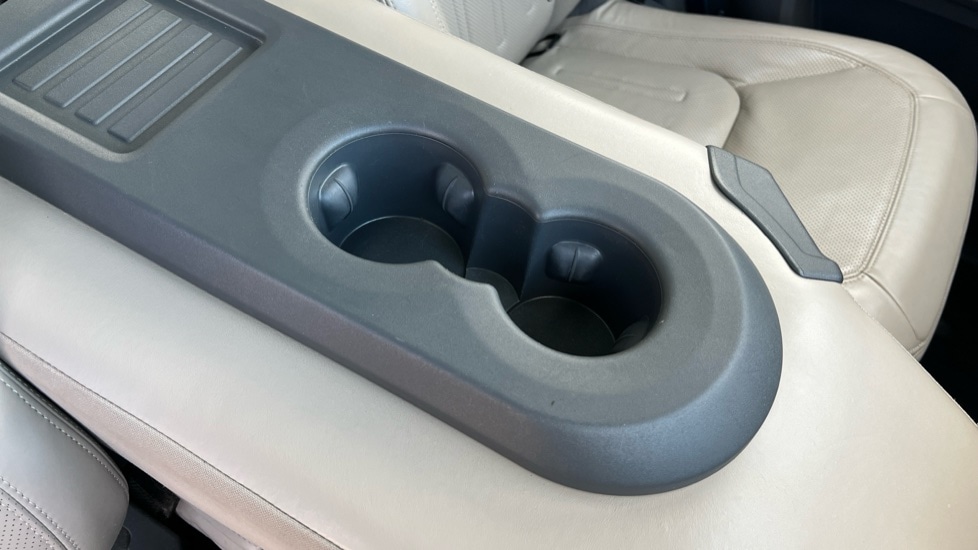 Used Land Rover Defender 2021 for sale - 76999493: Photo 49