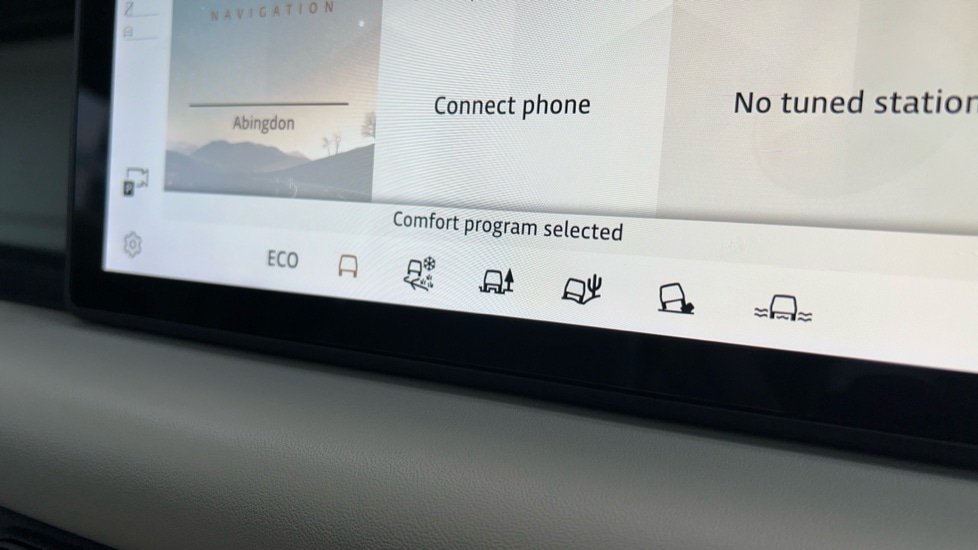 Used Land Rover Defender 2021 for sale - 76999493: Photo 74