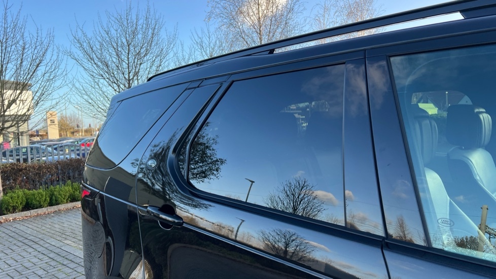 Used Land Rover Discovery 2023 for sale - 76760712: Photo 24