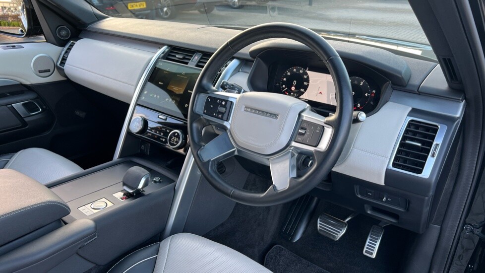 Used Land Rover Discovery 2023 for sale - 76760712: Photo 28