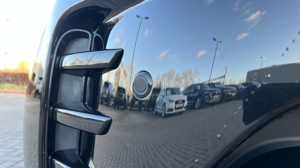 Used Land Rover Discovery 2023 for sale - 76760712: Photo 36