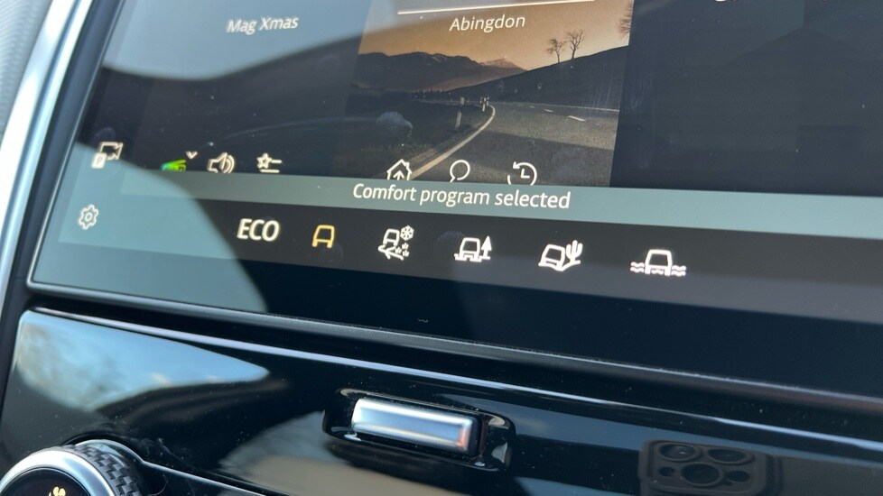 Used Land Rover Discovery 2023 for sale - 76760712: Photo 72