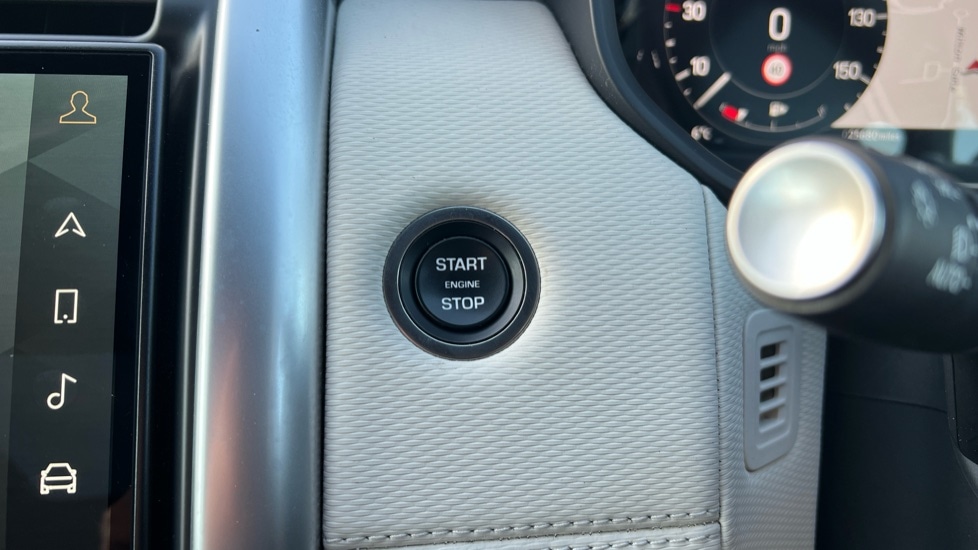 Used Land Rover Discovery 2023 for sale - 76760712: Photo 75