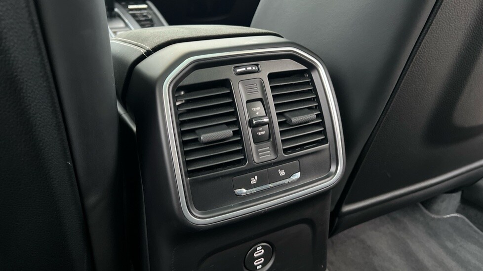 Used Porsche Macan 2022 for sale - 76834766: Photo 33