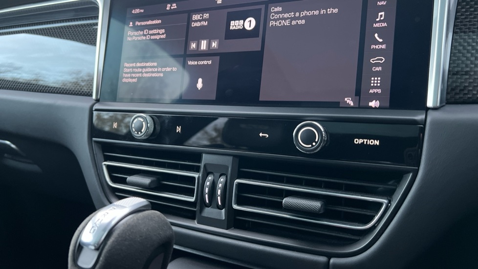 Used Porsche Macan 2022 for sale - 76834766: Photo 70