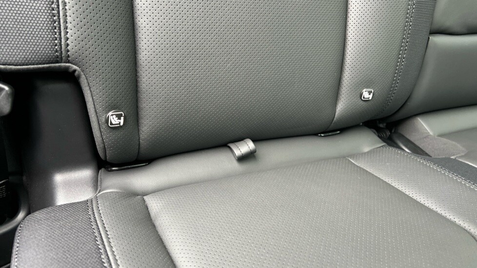 Used Land Rover Defender 2024 for sale - 76766132: Photo 51