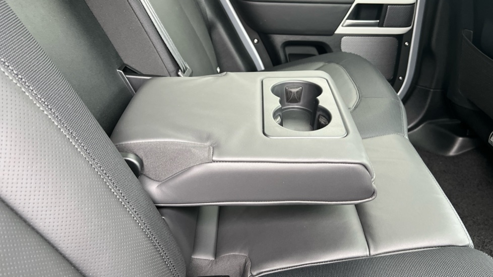 Used Land Rover Defender 2024 for sale - 76766132: Photo 52