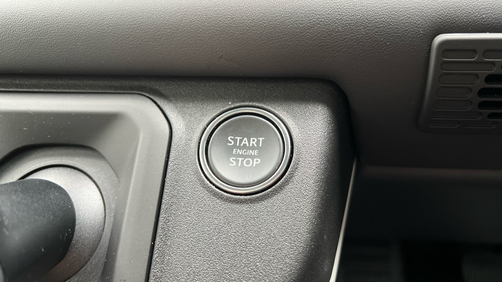 Used Land Rover Defender 2024 for sale - 76766132: Photo 66