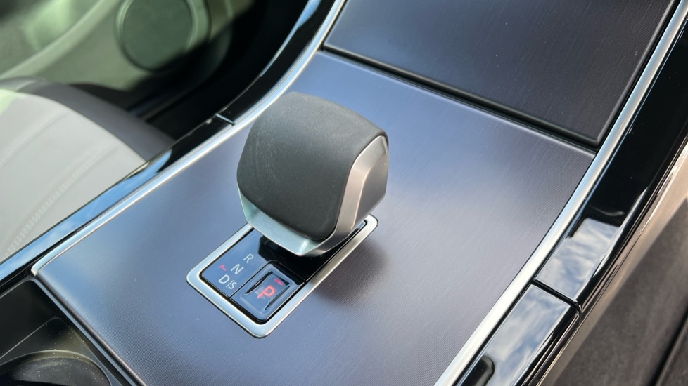 Used Land Rover Range Rover Evoque 2025 for sale - 76826637: Photo 13