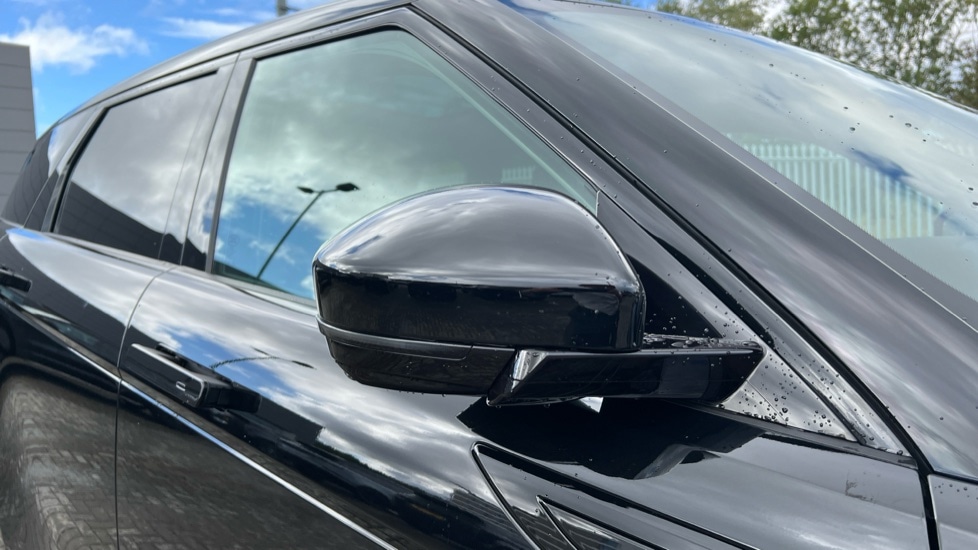 Used Land Rover Range Rover Evoque 2025 for sale - 76826637: Photo 24