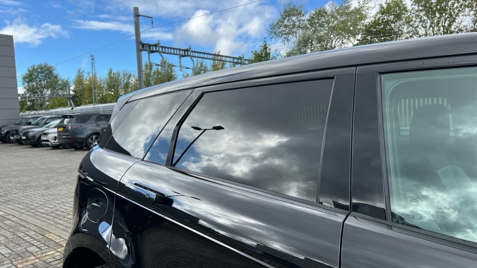 Used Land Rover Range Rover Evoque 2025 for sale - 76826637: Photo 34