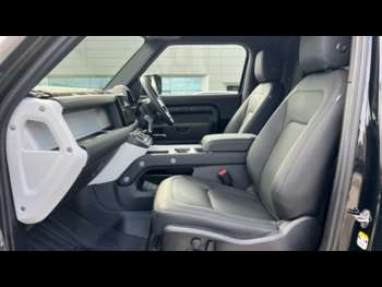 Used Land Rover Defender 2025 for sale - 74805000: Photo