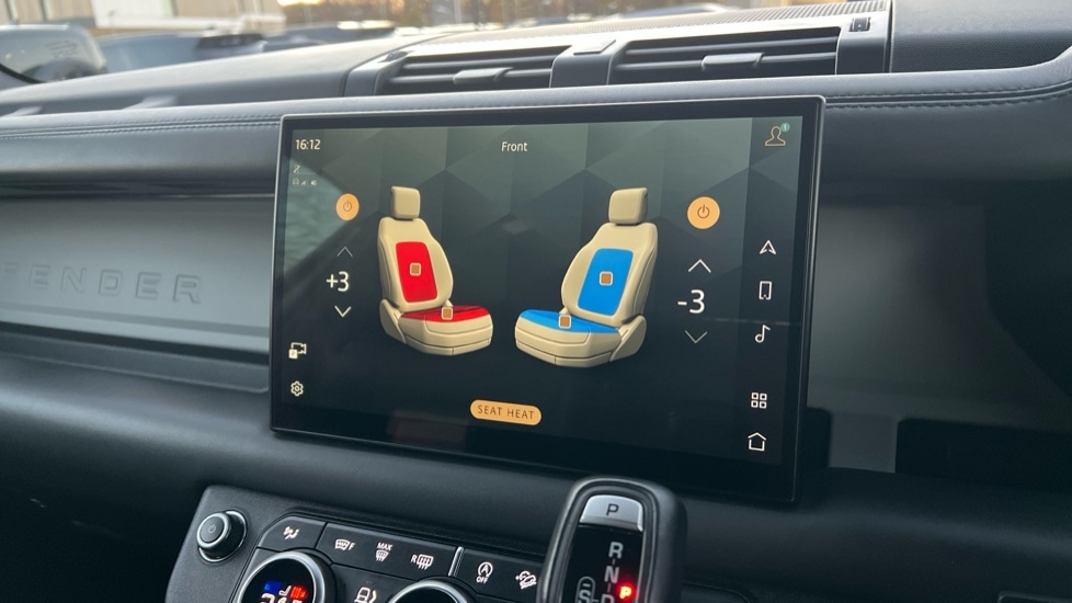 Used Land Rover Defender 2023 for sale - 76928062: Photo 57