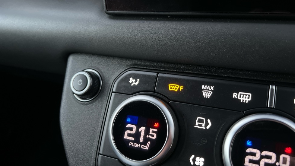 Used Land Rover Defender 2023 for sale - 76928062: Photo 66