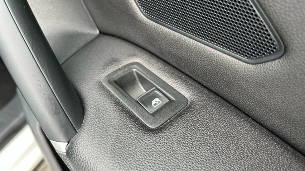 Used Volkswagen Tiguan 2018 for sale - 76033761: Photo 49