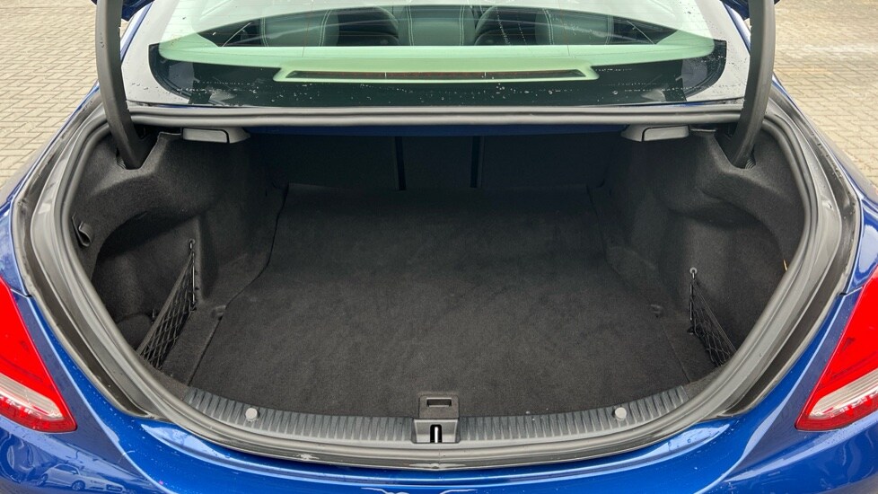 Used Mercedes-Benz C Class 2018 for sale - 77019916: Photo 15