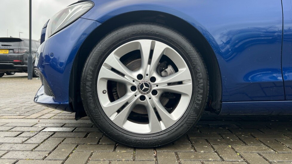 Used Mercedes-Benz C Class 2018 for sale - 77019916: Photo 17