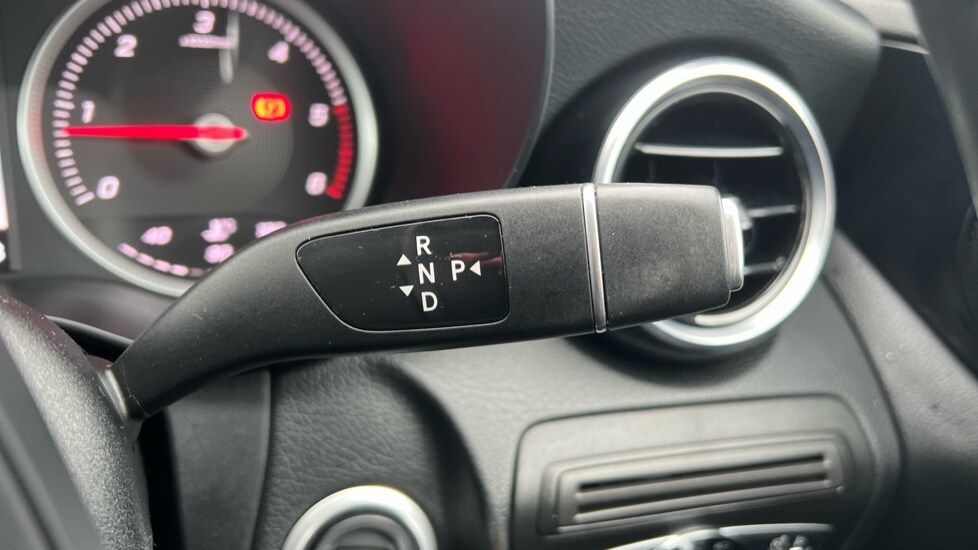 Used Mercedes-Benz C Class 2018 for sale - 77019916: Photo 24