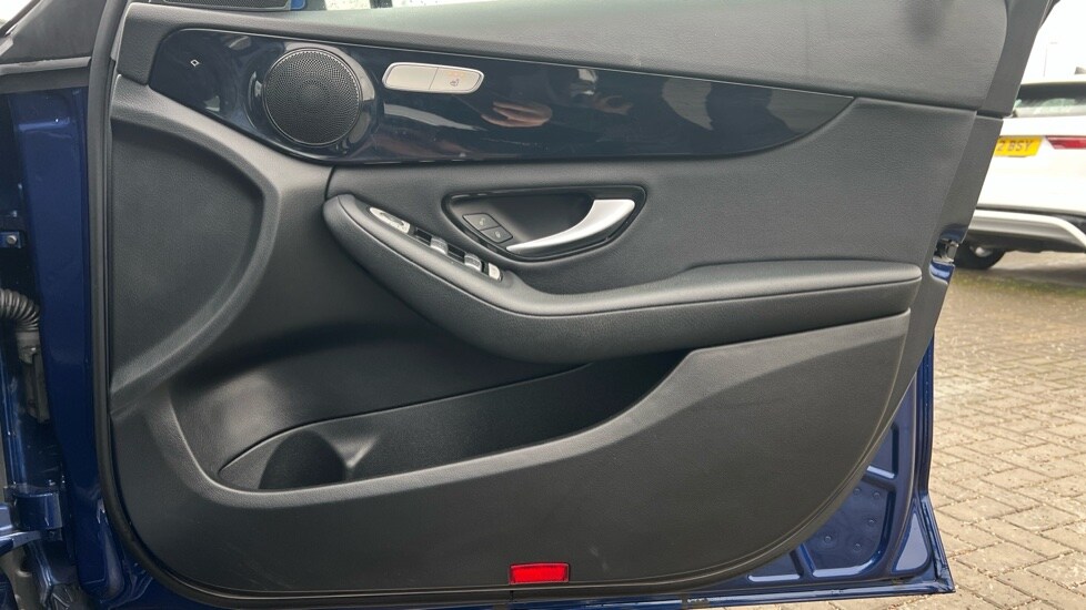 Used Mercedes-Benz C Class 2018 for sale - 77019916: Photo 30