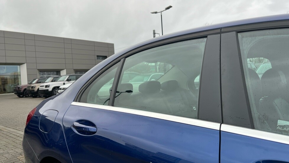 Used Mercedes-Benz C Class 2018 for sale - 77019916: Photo 38