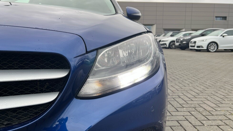 Used Mercedes-Benz C Class 2018 for sale - 77019916: Photo 41