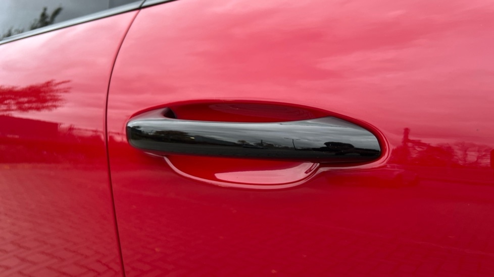 Used Porsche Macan 2022 for sale - 76597984: Photo 40