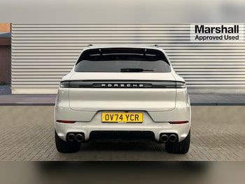 Used Porsche Cayenne 2024 for sale - 76766332: Photo