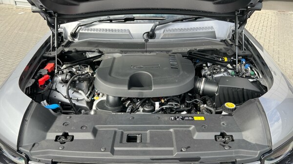 Used Land Rover Defender 2023 for sale - 75509639: Photo 30