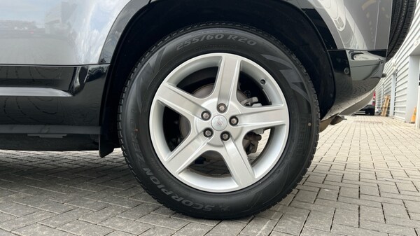 Used Land Rover Defender 2023 for sale - 75509639: Photo 33