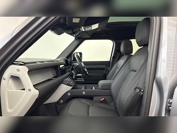 Used Land Rover Defender 2023 for sale - 75509639: Photo