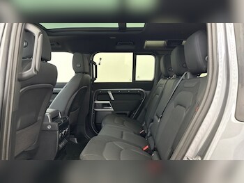 Used Land Rover Defender 2023 for sale - 75509639: Photo
