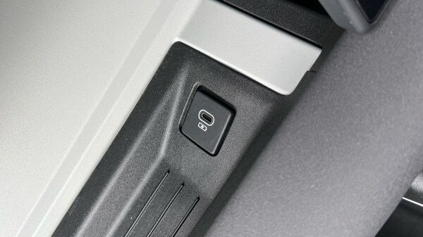 Used Land Rover Defender 2023 for sale - 75509639: Photo 73