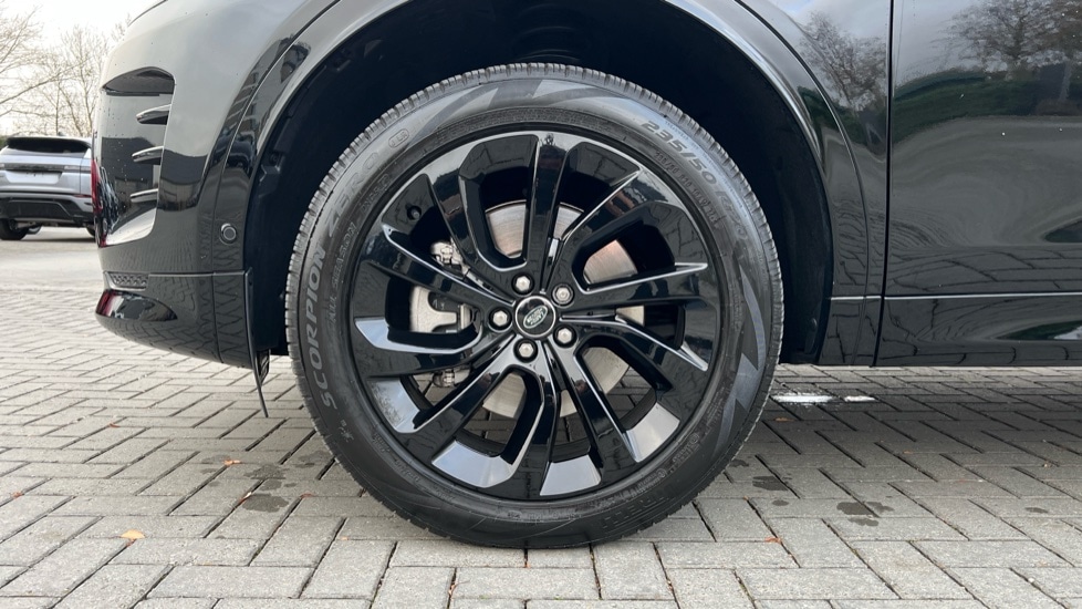 Used Land Rover Discovery Sport 2025 for sale - 76540016: Photo 31