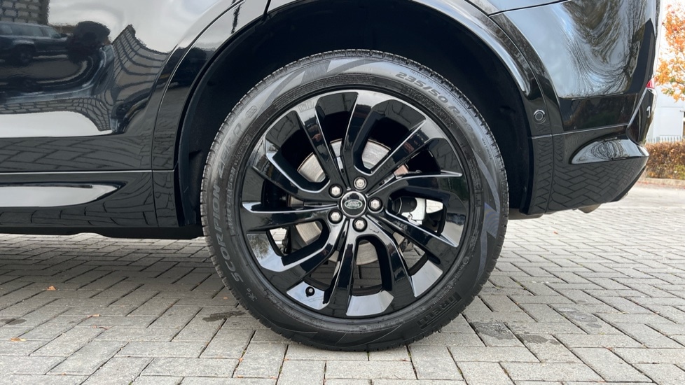 Used Land Rover Discovery Sport 2025 for sale - 76540016: Photo 33